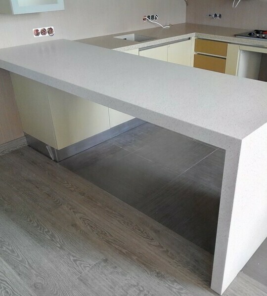 Выполненные работы по изготовлению столешниц из искусственного камня в Москве и Московской области Заказать столешницу из искусственного камня в г.Лыткарино Московской области